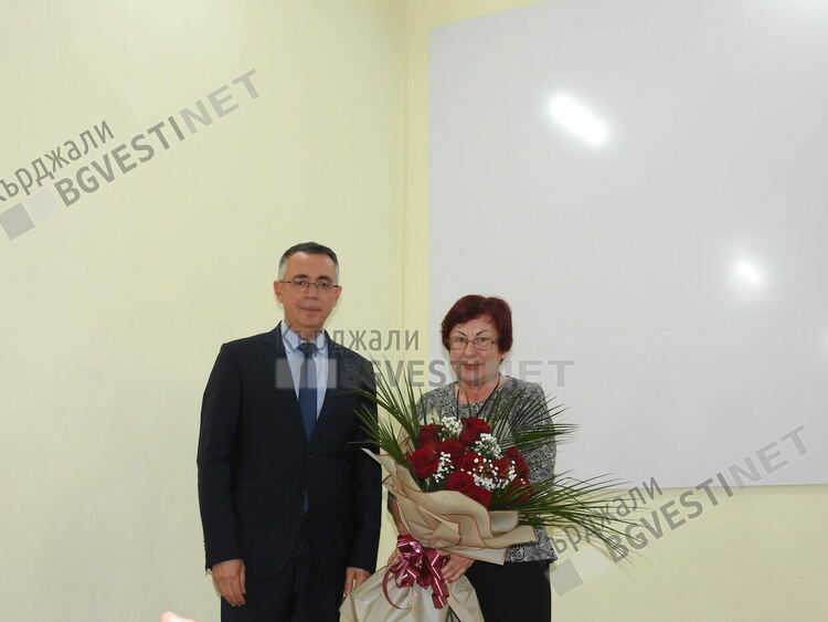  Представиха Книгата, която всеки кърджалиец трябва да има в библиотеката си