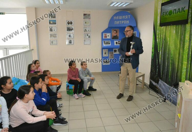 Училище „Шандор Петьофи“ със зона за еко-междучасие  