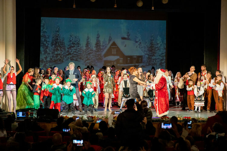 Домът на културата с Коледен концерт за кърджалийци