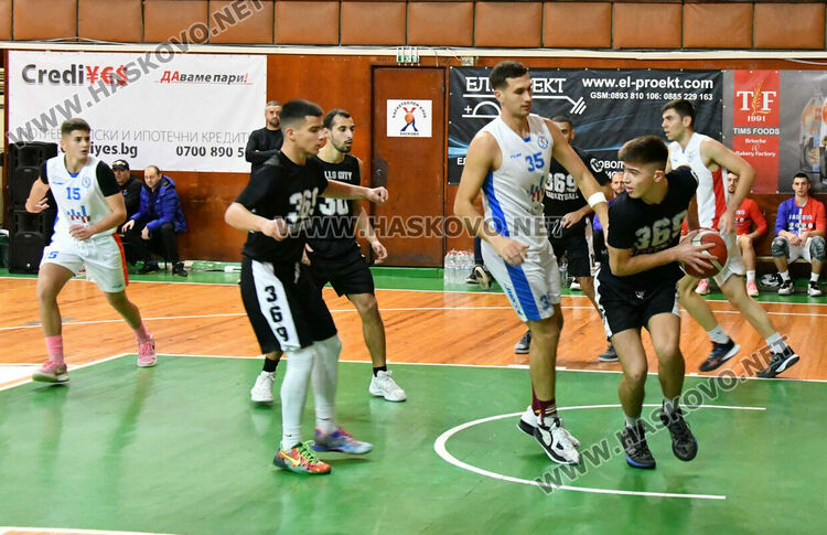 Баскетболистите на Хасково завършиха 2022 г. с успех в мач с кауза