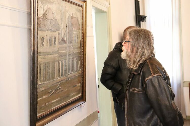 Календарът на Хасково за 2023 година представя местни именити художници