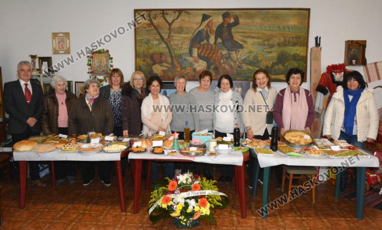 Тракийки с кулинарна изложба на Игнажден, посрещнаха добри гости