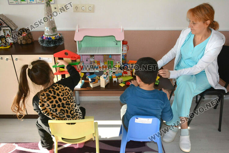 Две социални услуги, изградени по проект в Хасково минават на държавно финансиране от началото на годината