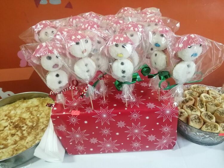 ОУ „Кирил и Методий“ в Конуш с благотворителен базар за Дани