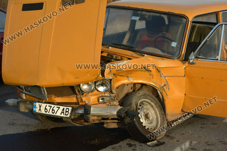 МВР: Водачът на Ладата не е спрял на „Стоп“ и е причинил катастрофата край Хасково
