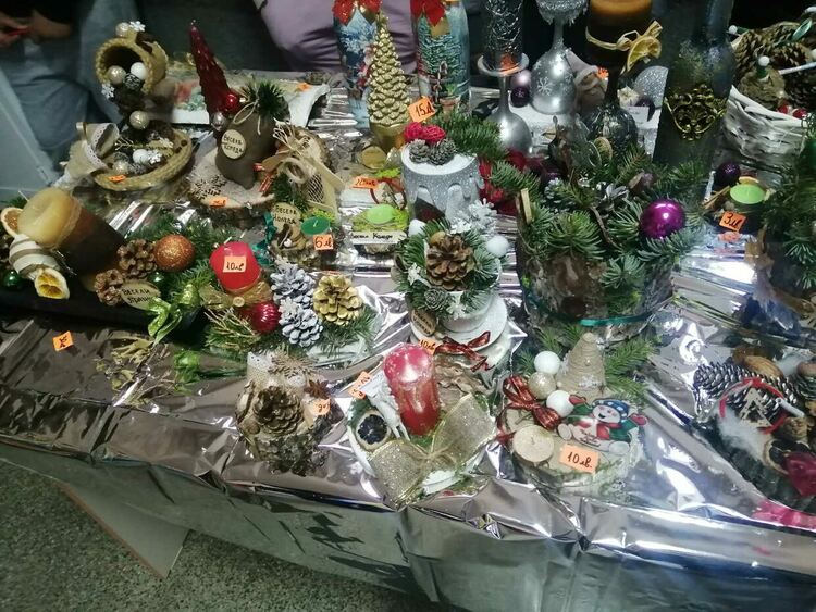 ОУ „Кирил и Методий“ в Конуш с благотворителен базар за Дани