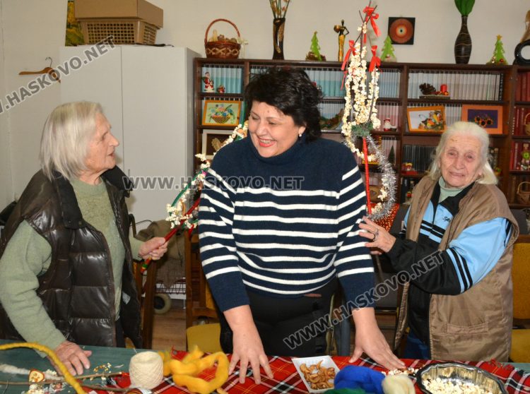 Със заветите на възрастните младите вървят към своето бъдеще