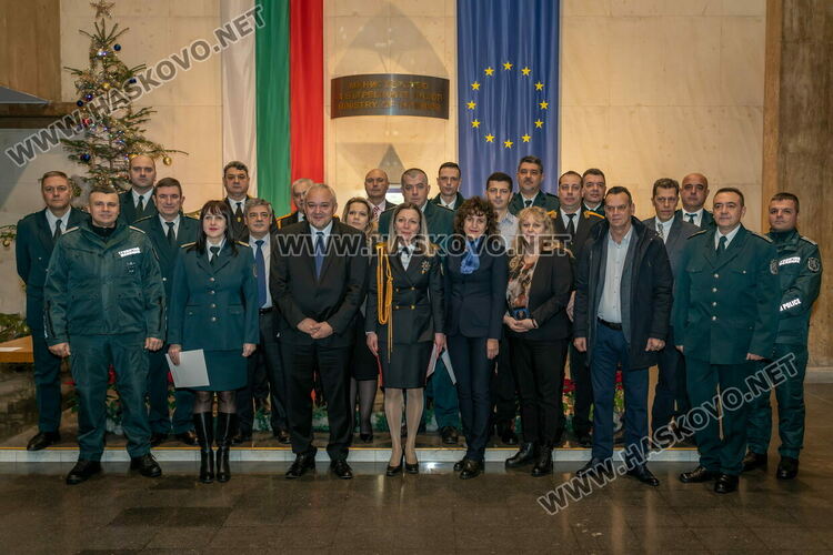 Началникът на граничния пункт „Капитан Андреево“ Емил Гочев е награден с почетен знак на МВР