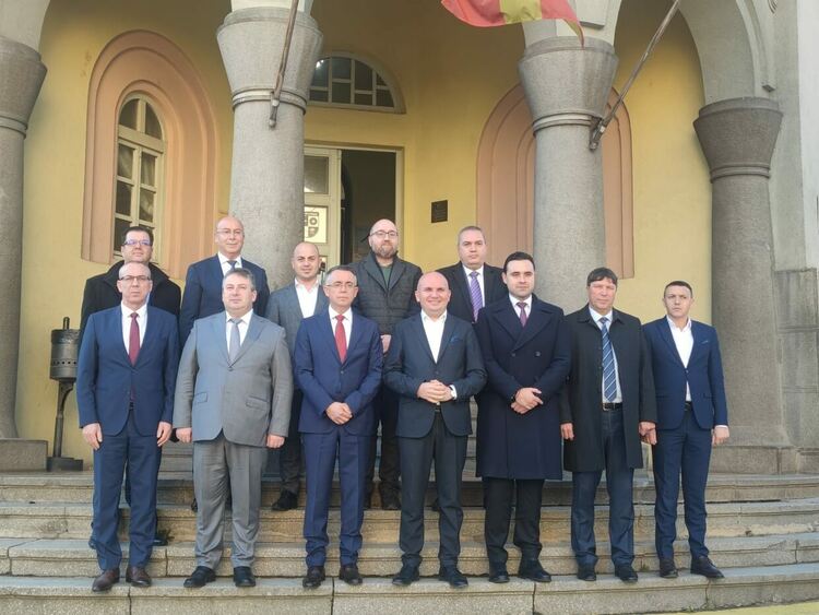 Илхан Кючук побратими Кърджали с македонската община Срумица