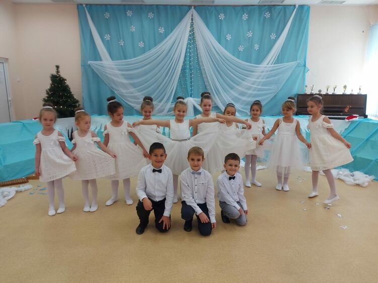 Щурчетата от „Елхица“ с първа награда от Международен фестивал 