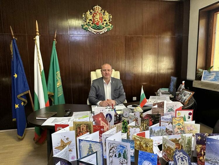 Обръщение на кмета на Общината Николай Митков по случай празниците