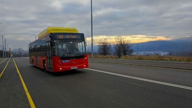 Перник ще посрещне 2023 г. с обновен градски транспорт