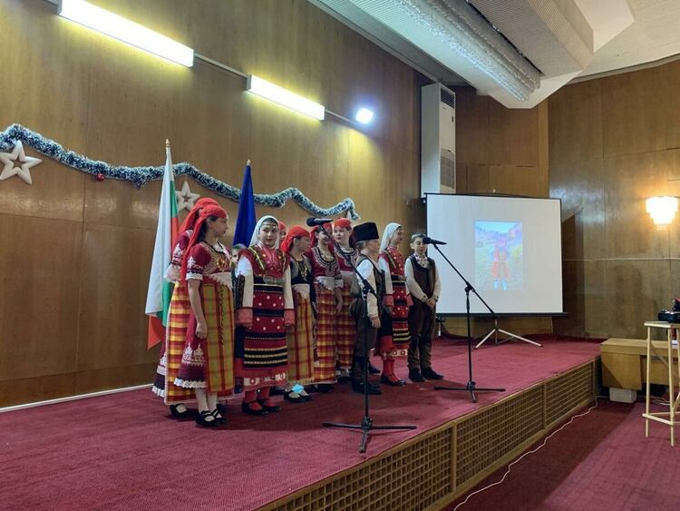 Наградиха участниците в седмото издание на конкурса „Аз раста патриот“