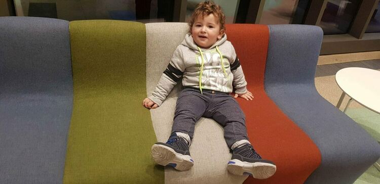 Зов за помощ: 2-годишният Цеци от Хасково се нуждае от средства за лечение