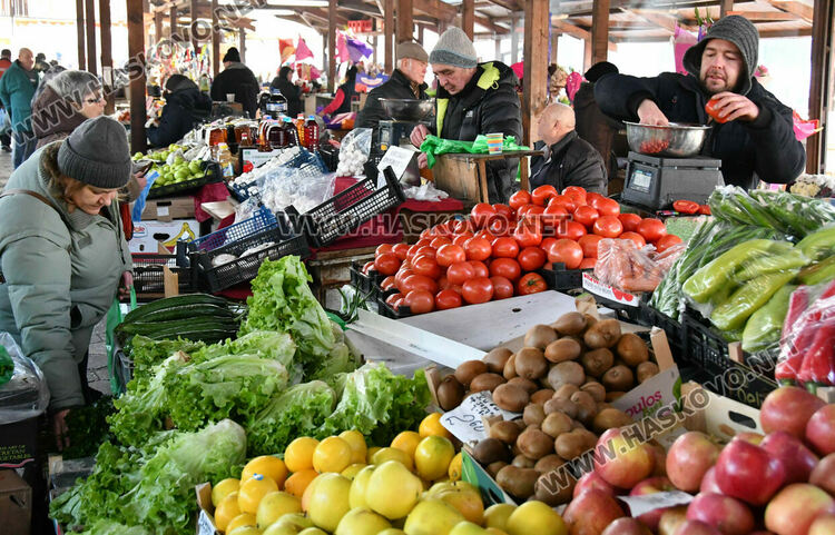 Хасковлии пазаруват трескаво за трапезата на Бъдни вечер