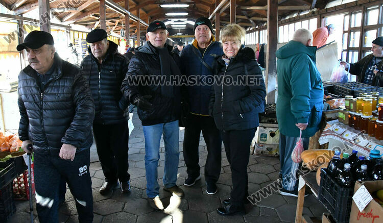 Хасковлии пазаруват трескаво за трапезата на Бъдни вечер