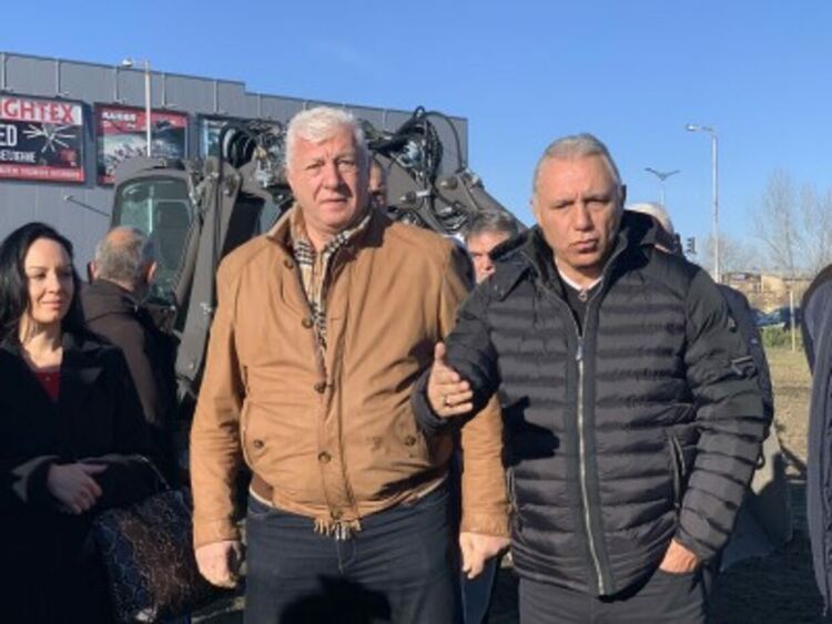 Христо Стоичков направи първа копка на нов спортен комплекс в Пловдив 