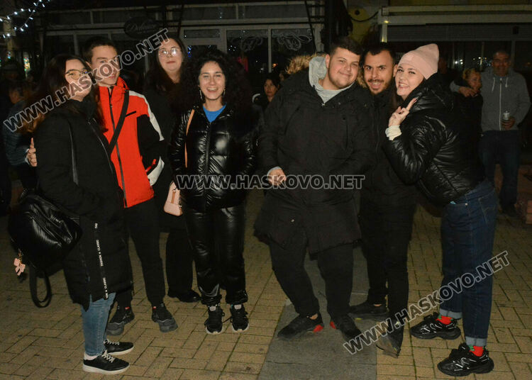 Честита Нова 2023 година!