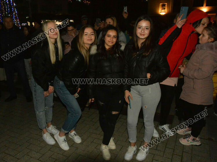 Честита Нова 2023 година!