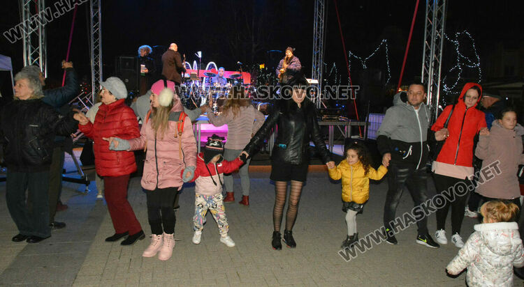 Честита Нова 2023 година!