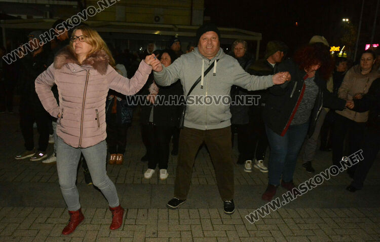 Честита Нова 2023 година!