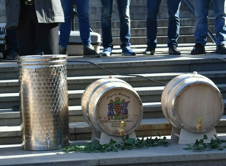 Започва записването за участие в конкурса "Най-добро домашно вино - реколта 2022 г."