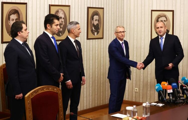 Акад. Денков: Приемам мандата с ясното съзнание, че задачата е изключително трудна