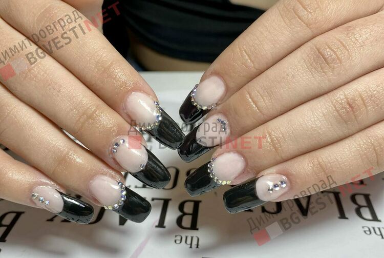 В Димитровград отвори врати най-голямото в региона луксозно студио за красота - La Reina