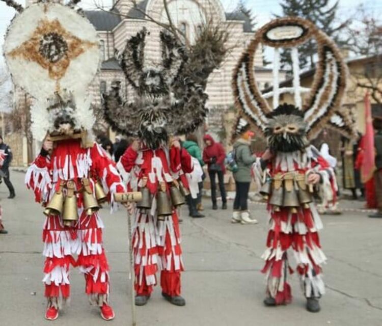 Община Брезник проведе среща с читалищните секретари от региона във връзка с провеждането на фестивала "Сурова" 