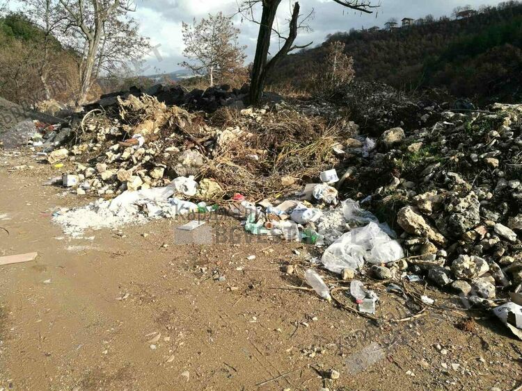 Кърджалийци възстават срещу нерегламентираните сметища,предлагат да изчистим града до август