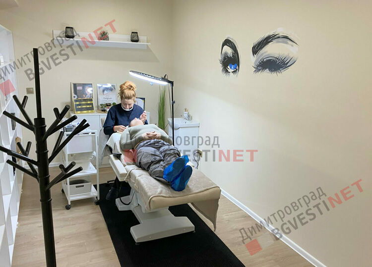 В Димитровград отвори врати най-голямото в региона луксозно студио за красота - La Reina