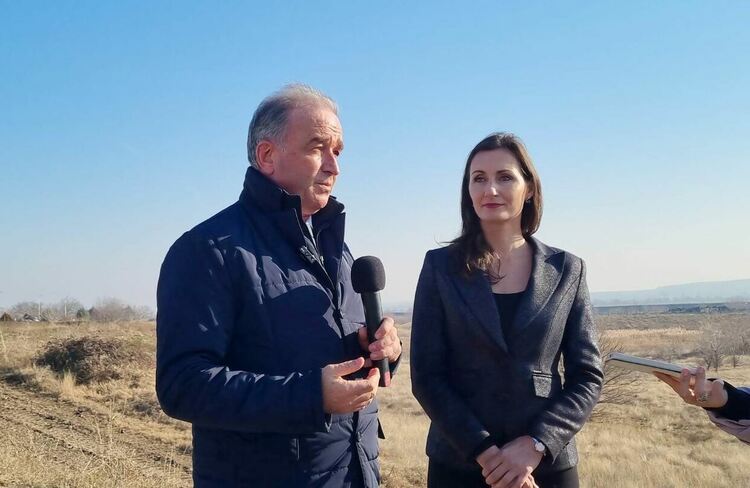 Стартира изграждане на инсталации за компостиране и сепариране на отпадъци в Асеновград (снимки)