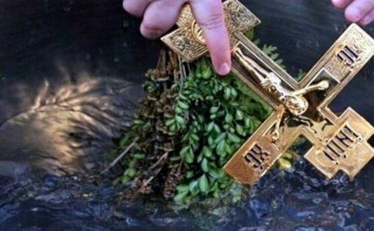 Днес е Зимен Кръстовден