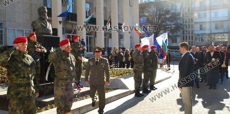 Хасково почете 175 години от рождението на Христо Ботев