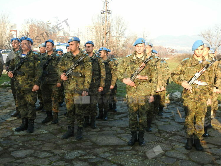 Митрополит Николай освети знамената на Специалните ни сили на Богоявление в Кърджали