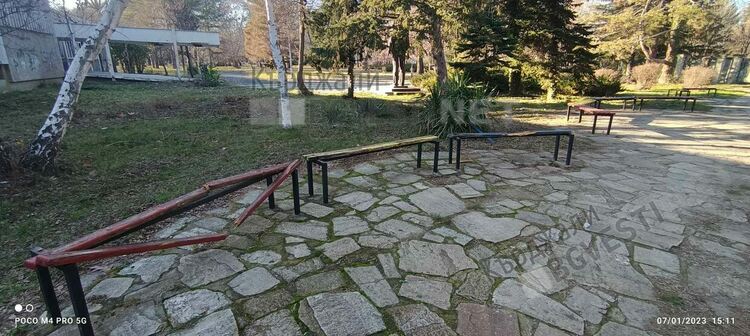 Наркомански купон до Младежкия дом завърши с погром