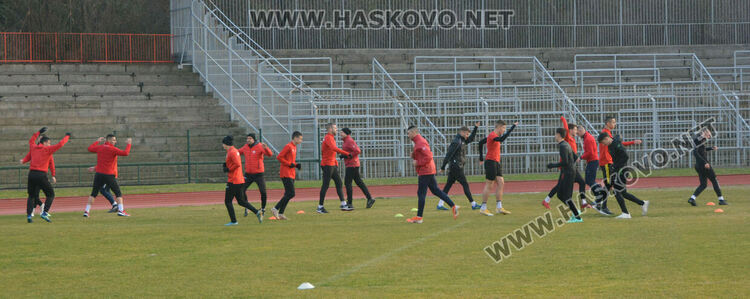 Трите нови попълнения в  „Саяна Хасково“ започнаха подготовка с тима