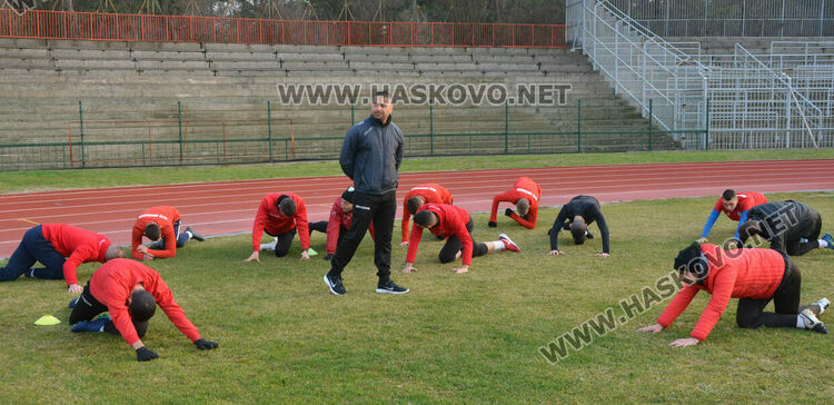 Трите нови попълнения в  „Саяна Хасково“ започнаха подготовка с тима
