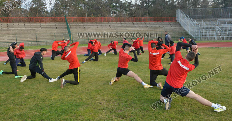 Трите нови попълнения в  „Саяна Хасково“ започнаха подготовка с тима