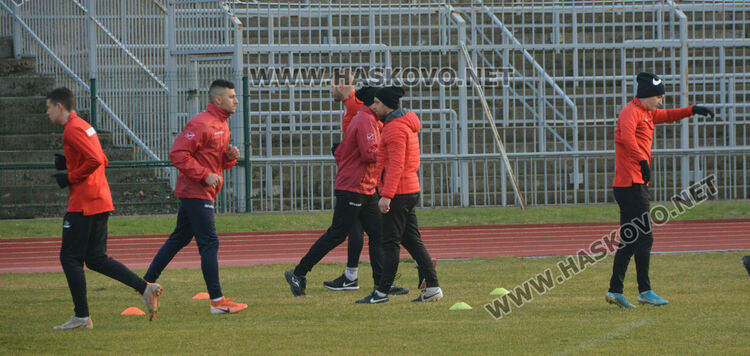 Трите нови попълнения в  „Саяна Хасково“ започнаха подготовка с тима