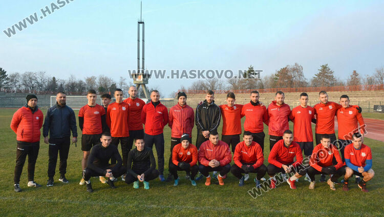 Трите нови попълнения в  „Саяна Хасково“ започнаха подготовка с тима