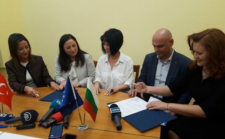 България върна трафикирани антични монети на Турция