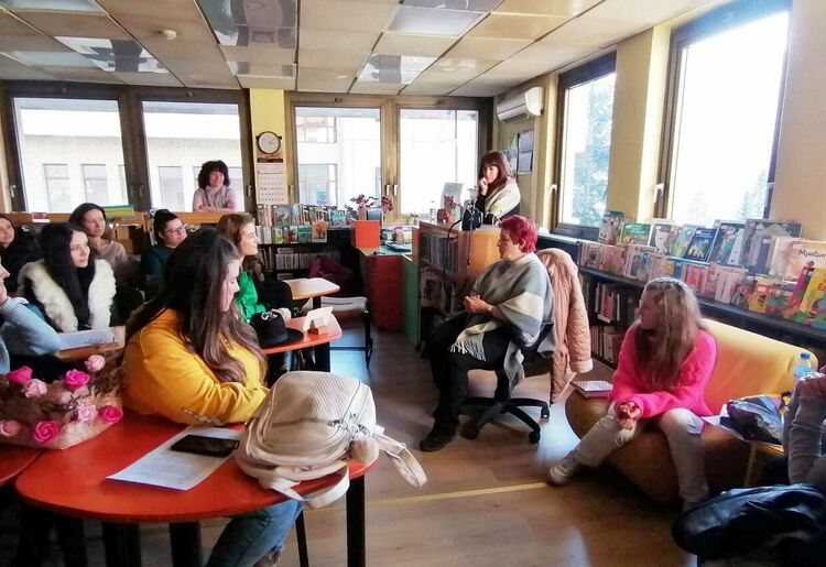 Студентски изпит в Детски отдел на областната библиотека