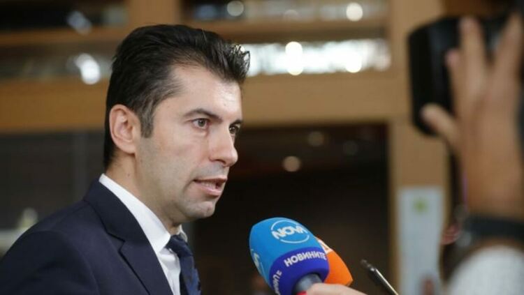 Кирил Петков: Не бихме се обединили с ГЕРБ в този им състав. Радев ще даде мандата на БСП