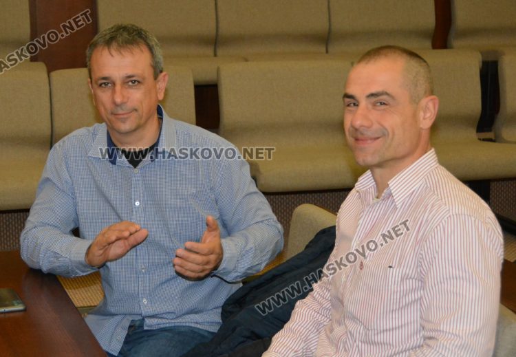 Коледните усмивки на Хасково донесоха награди на най-ентусиазираните фотографи