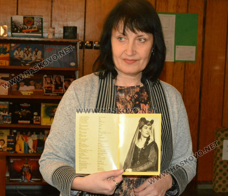 Дарение от Германия попълни фонотеката на Хасковската библиотека с ценни дискове класическа музика