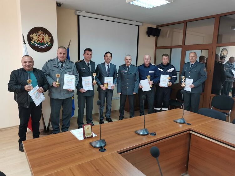 Началникът на РСПБЗН-Подкова е комплексен победител в областния етап на националния конкурс „Пожарникар на годината“ за 2022 г.