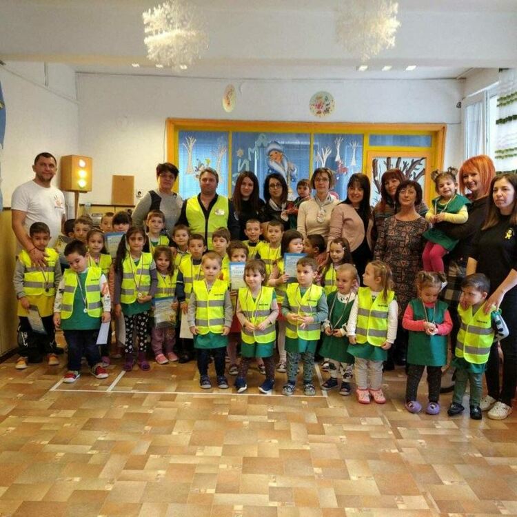 Малчугани се учиха да се движат безопасно по пътищата