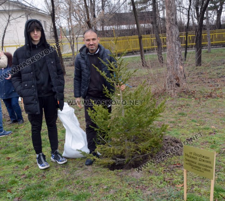 Организацията на онкоболните в Хасково организира  възпоминание и залесяване