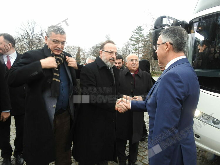 Хасан Азис: Обсъдихме с гостите ни от турският Меджлис вътрешната сигурност на нашия регион